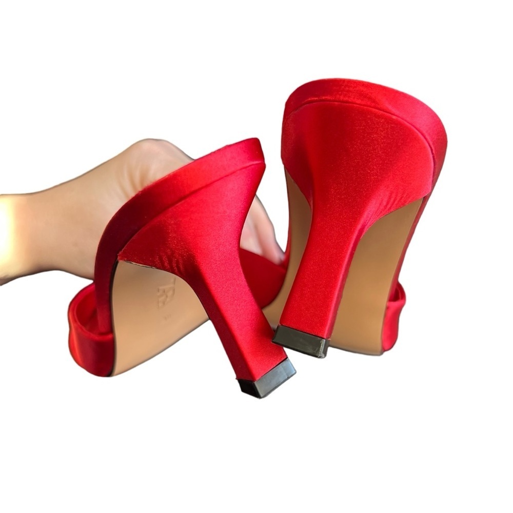 Zara - Red Satin Effect Toe Loop Square Heels Sandals Sz 38 - Picture 7 of 11